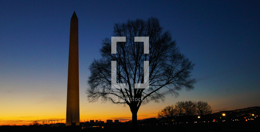Washington Monument at dusk 