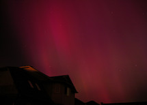 red aurora light at night 