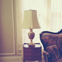 Light lamp on end table