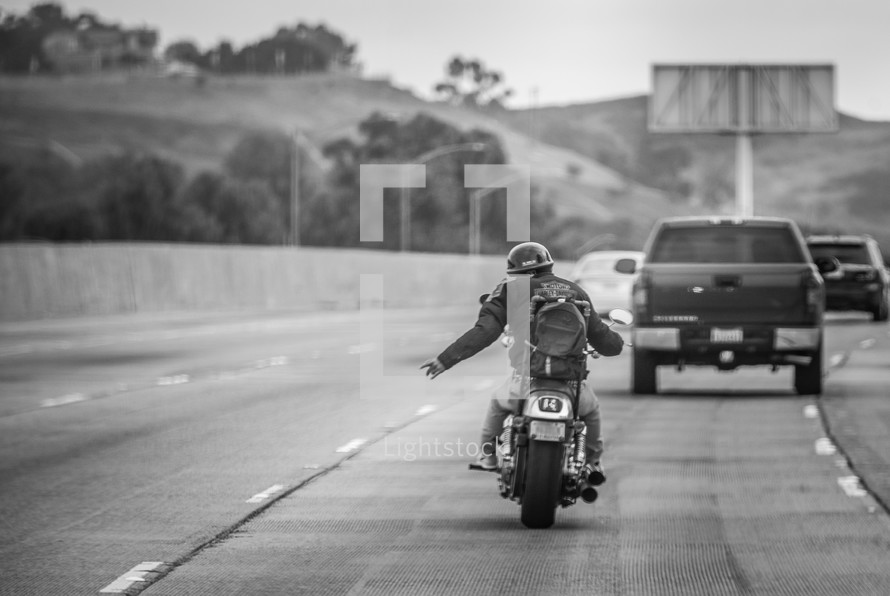 biker changing lanes 