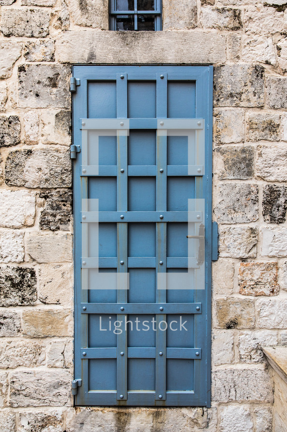 blue door in Jerusalem 