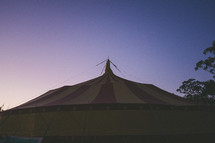 circus tent 