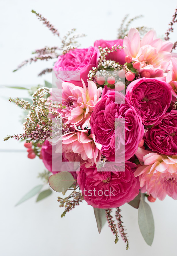 bouquet with fuchsia flowers 