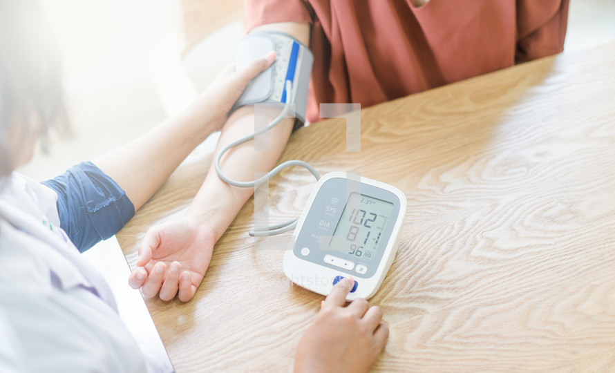 monitoring your blood pressure 