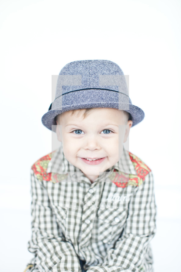 boy in a hat 