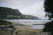cliffs along the shore of New Zealand 