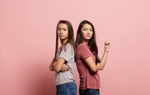angry teen sisters 
