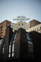 Hotel Huntington sign 