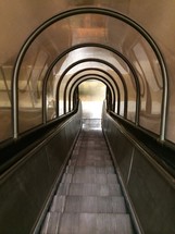 escalator tunnel 
