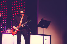 guitarist on stage 