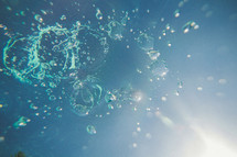 bubbles under water 