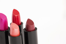red and pink lipsticks 
