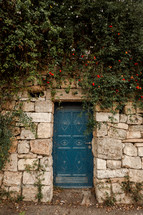 teal doors in Israel 