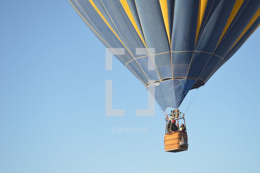 hot air balloon ride 