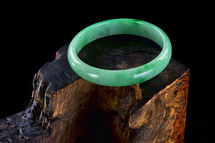 jade ring 