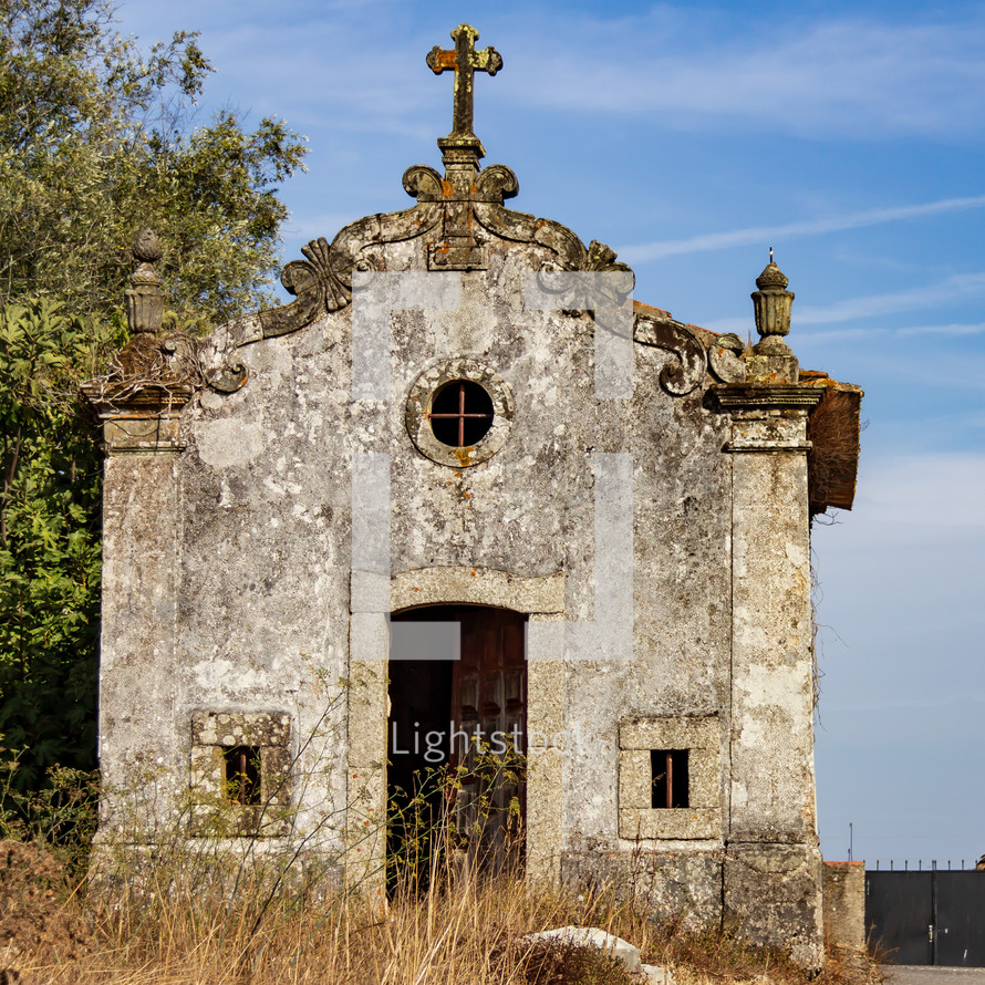 An abandoned chapel in the village of Vale de Remigio, Portugal