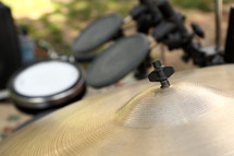 cymbals on a drumset 