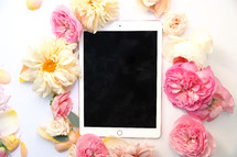 iPad and flowers 