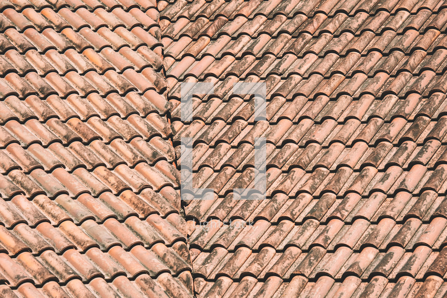 Tile pattern on the roof