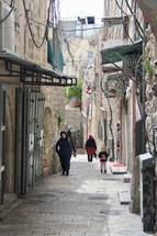 people on the streets of Jerusalem 