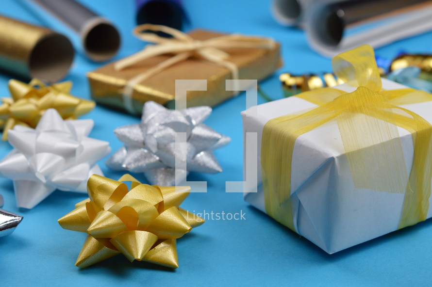gift wrapped presents 