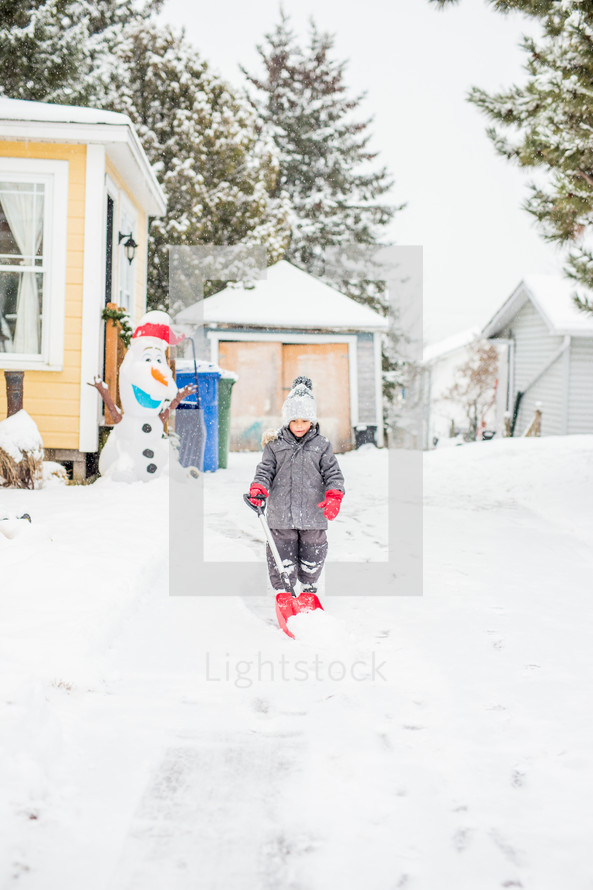 kids playing in snow 