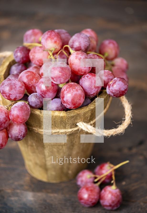 grapes in a wooden basket 