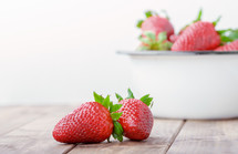 summer strawberries 