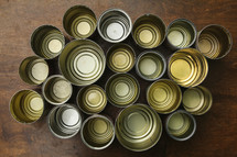 empty tin cans 