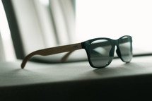 Sunglasses with wooden frame, plastic glasses, shades