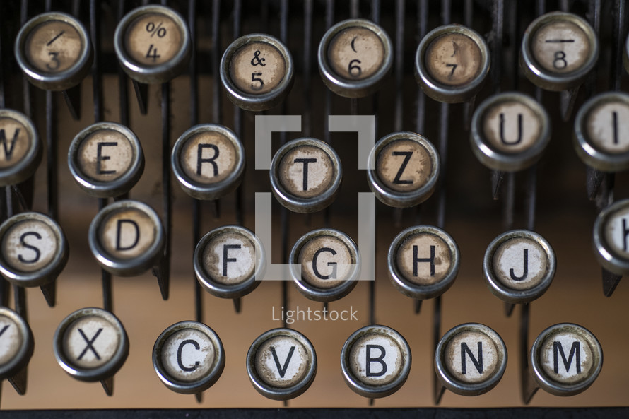 vintage typewriter keys 