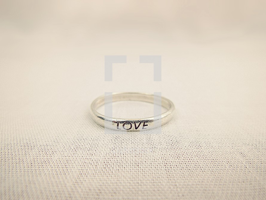 love ring 