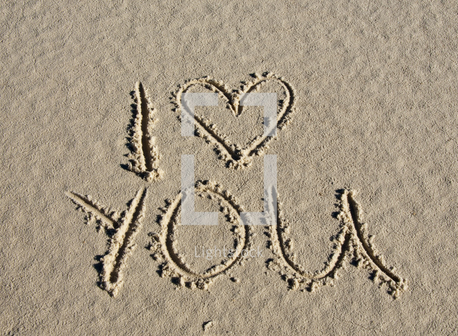 I love you in the sand 