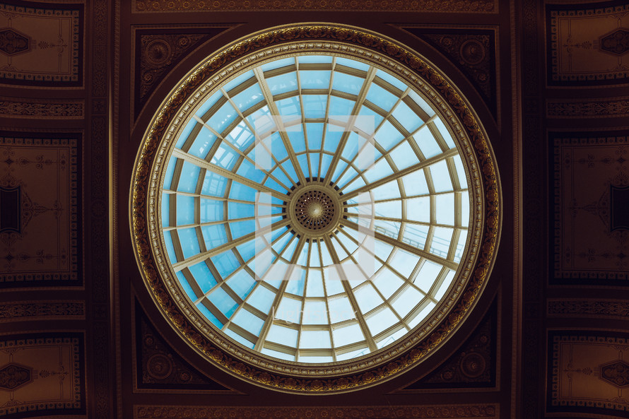 National Gallery London ceiling interior dome architecture decorative skylight museum columns art deco and Renaissance style