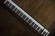 piano keys missing ivory 