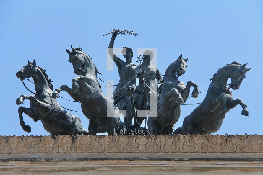 triumphant horse and chariot sculpture 