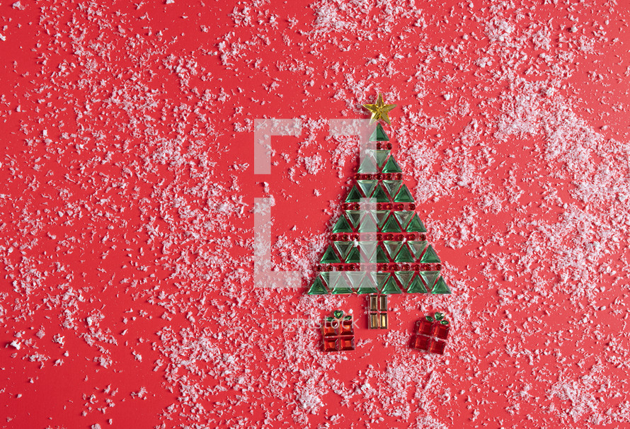 Christmas tree on a red background 