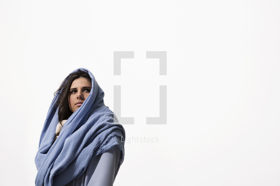 Mary in a blue shroud