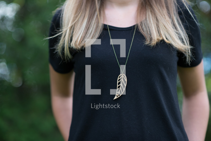 leaf necklace 