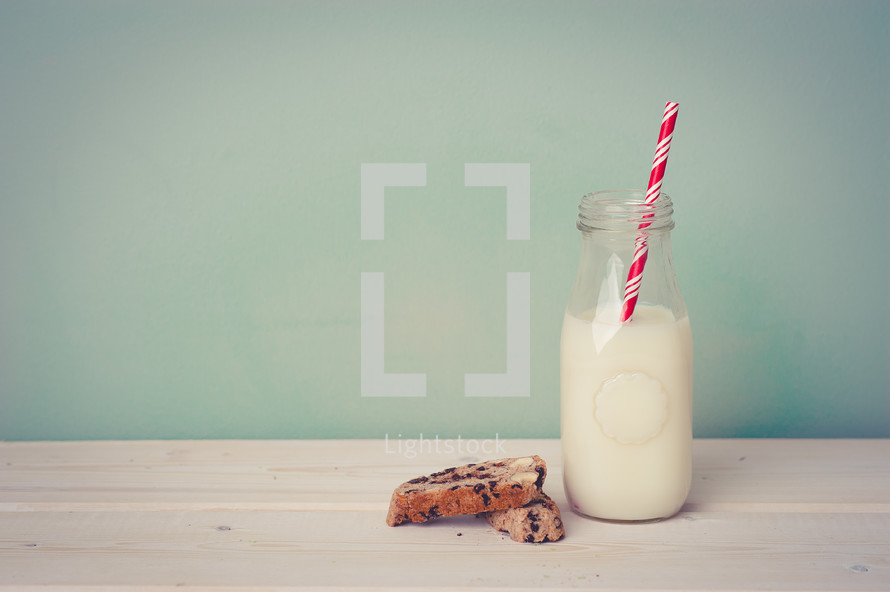 milk, straw, and cookies 