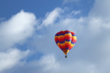 colorful hot air balloon 