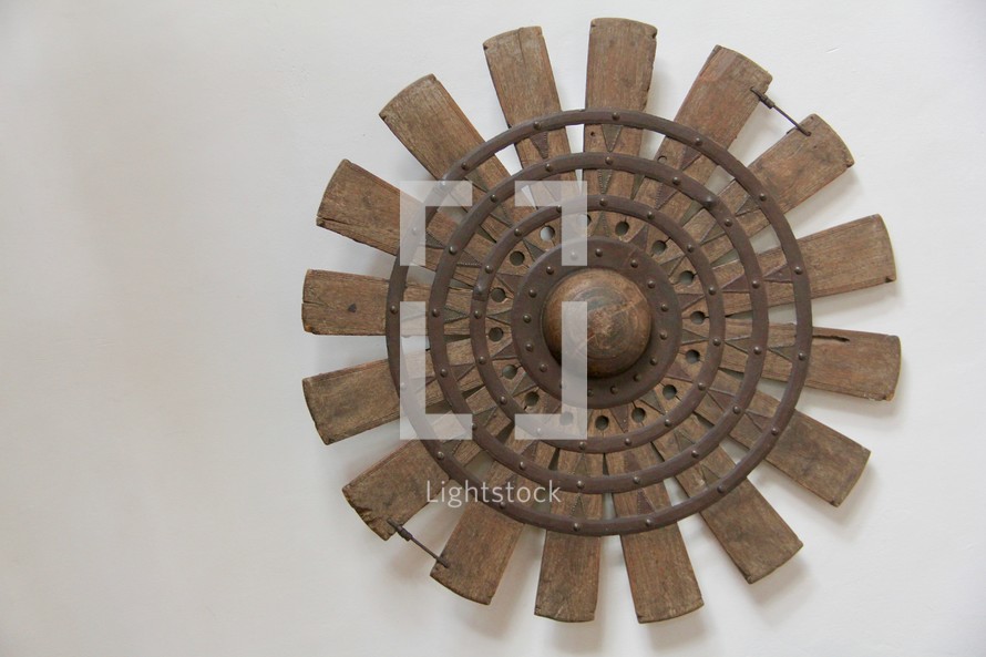 wood and metal artifact decorative wheel 