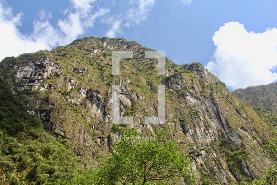 green mountains in Peru 