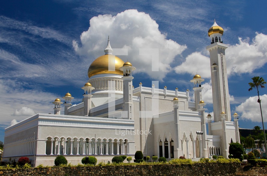 The Sultan Omar Al Saifuddin Mosque Brunei 