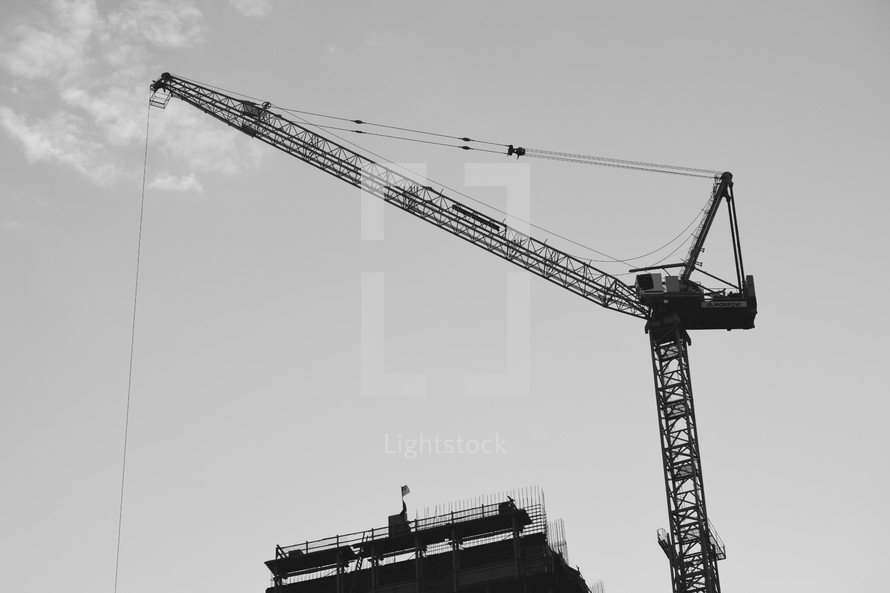 construction cranes 