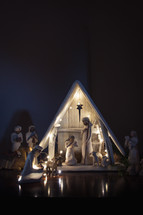 wooden nativity figurines 
