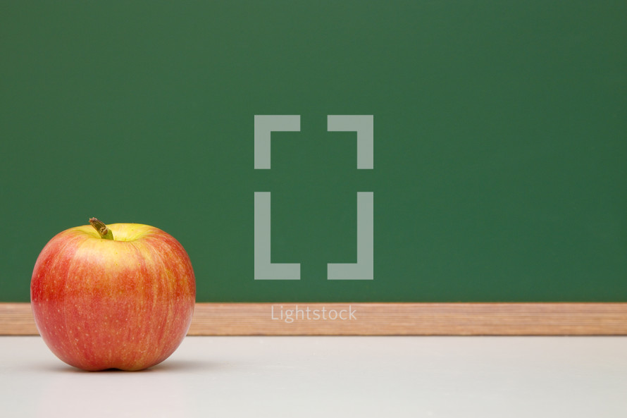 apple and chalkboard 