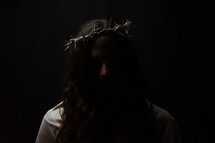 Jesus wearing a crown of thorns 