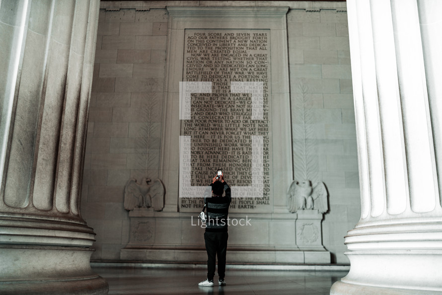 inside the Lincoln Memorial 