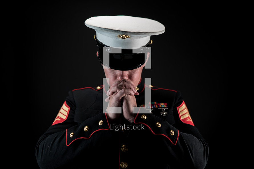 praying Marine in uniform 